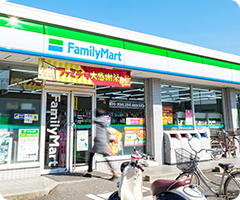 ファミリーマート下瀬木店（約350m／徒歩5分）